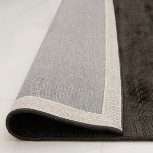 Hand Made Viscose Rug "Carizza" in Black