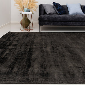 Hand Made Viscose Rug "Carizza" in Black