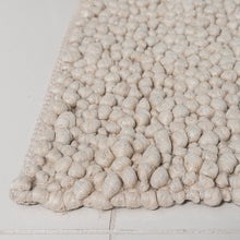 Load image into Gallery viewer, Wool Rug &quot;Fish Eye Ivory&quot;
