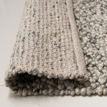 Load image into Gallery viewer, Wool Rug &quot;Fish Eye Vanilla&quot;
