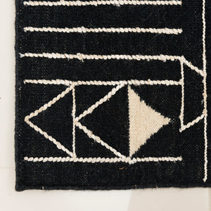 Hand Made Wool-Silk Blend Rug "Locarno" in Charcoal