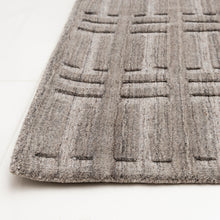 Load image into Gallery viewer, Hand Knotted Wool  Rug &quot;Radisson&quot; in Grey

